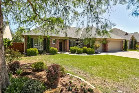 1009 Parkside Rd, Norman, OK 73072