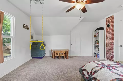 Bedroom - 411 E Vilas Ave, Guthrie, OK 73044 photo 5 of 8