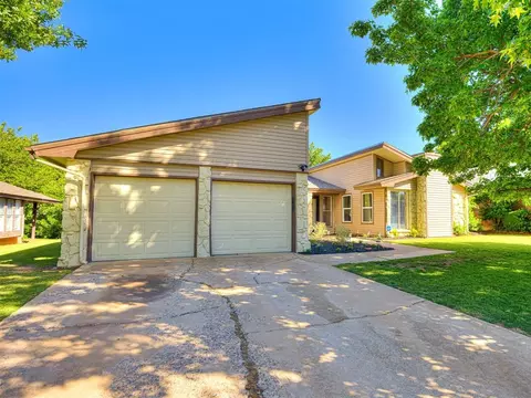 8812 N Mckee Blvd, Oklahoma City, OK 73132