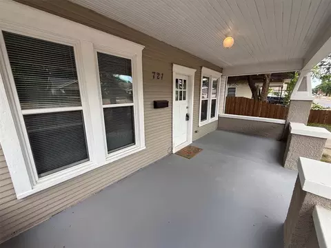 Exterior - 721 N Kickapoo Ave, Shawnee, OK 74801 photo 2 of 6