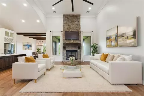 Living - 1111 Colonial Ave, Tuttle, OK 73089 photo 1 of 1