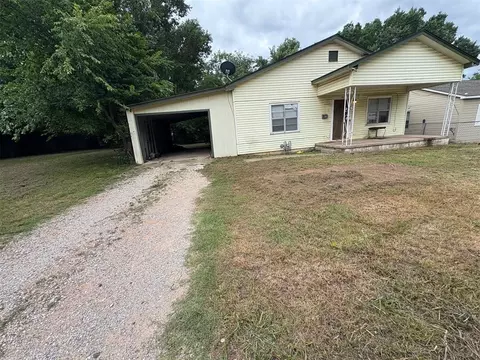 1315 E Parker St, Shawnee, OK 74801