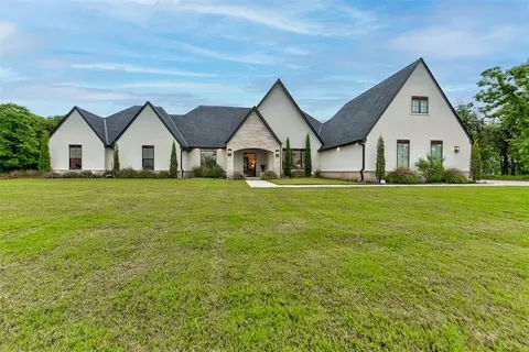 3400 Somerset Farms Rd, Newalla, OK 74857