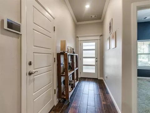Entry Way - 516 Side Track Rd, Yukon, OK 73099 photo 1 of 2