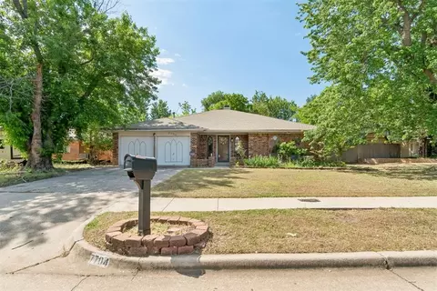 7704 N Northgate Ave, Oklahoma City, OK 73162