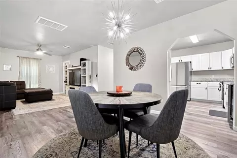 Dining - 816 W Apache St, Purcell, OK 73080 photo 1 of 2
