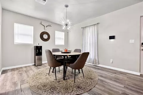 Dining - 816 W Apache St, Purcell, OK 73080 photo 2 of 2