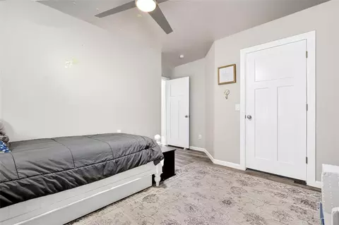 Bedroom - 816 W Apache St, Purcell, OK 73080 photo 3 of 7