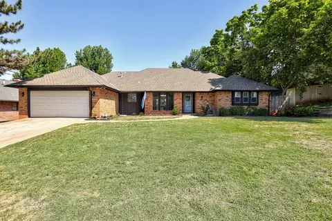 2913 N Trail Ridge Rd, Edmond, OK 73012