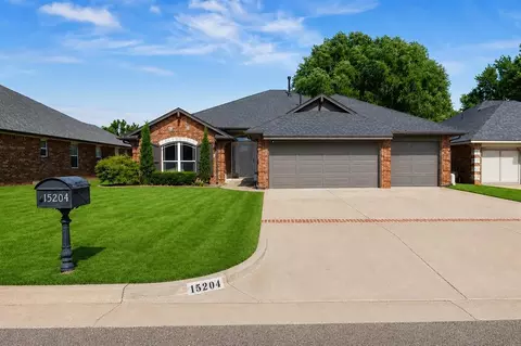 15204 Blue Jay Dr, Edmond, OK 73013