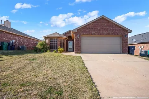 11305 NW 96th St, Yukon, OK 73099