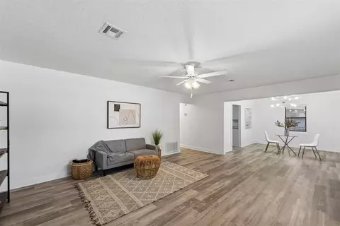 Living - 422 Chartrand Ave, Edmond, OK 73034 photo 3 of 3