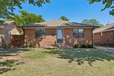 422 Chartrand Ave, Edmond, OK 73034