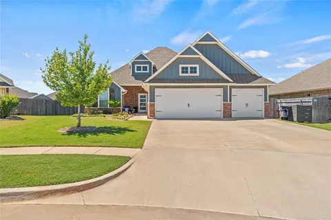 605 Bison Crossing Dr, Yukon, OK 73099