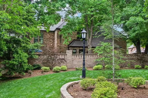 Exterior - 329 Windbrook Dr, Norman, OK 73072 photo 3 of 12