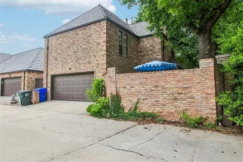 Exterior - 329 Windbrook Dr, Norman, OK 73072 photo 11 of 12