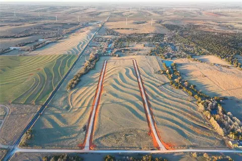 heartland circle LOT 25 & 26, Minco, OK 73059