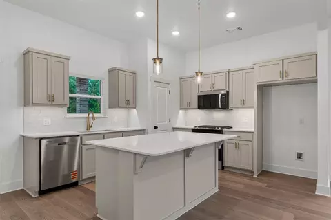 Kitchen - 8809 Spruce St, Edmond, OK 73003 photo 1 of 3