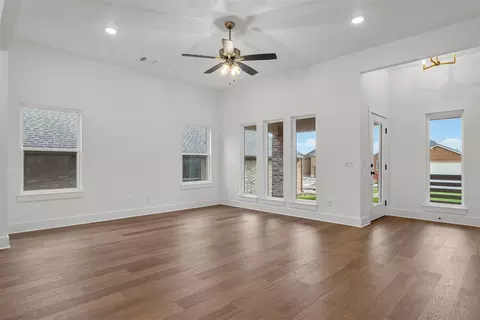 Living - 8809 Spruce St, Edmond, OK 73003 photo 3 of 4