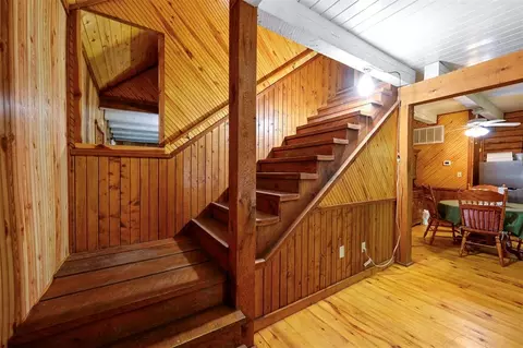 Entry Way - 1037 River Bluff Rd, Idabel, OK 74745 photo 1 of 3