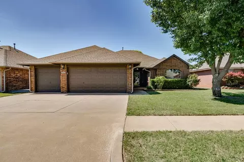 11112 SW 6th, Yukon, OK 73099