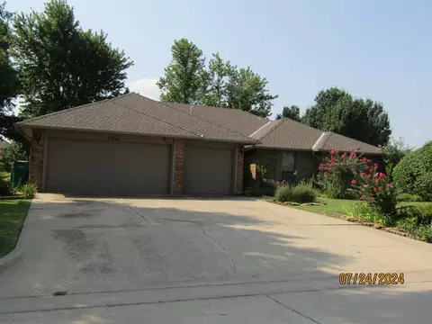 11616 Hackney Ln, Yukon, OK 73099