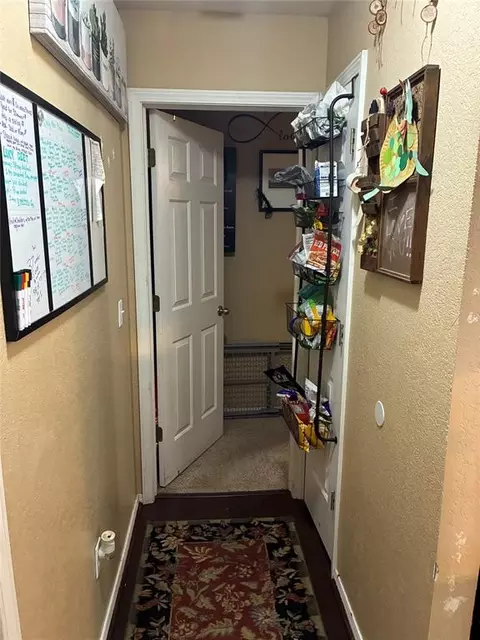 Entry Way - 1033 Pinecrest St, Norman, OK 73071 photo 3 of 3