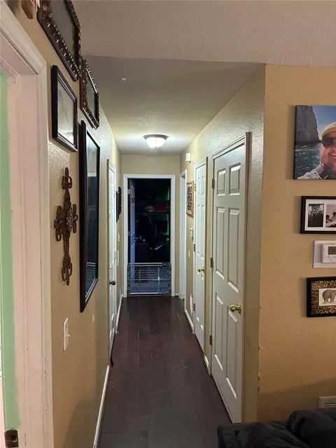Entry Way - 1033 Pinecrest St, Norman, OK 73071 photo 1 of 3