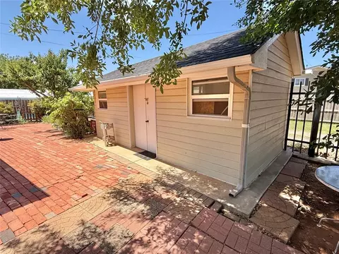 Other - 933 Denise St, Altus, OK 73521 photo 9 of 10