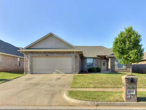 8216 NW 160th Ter, Edmond, OK 73013