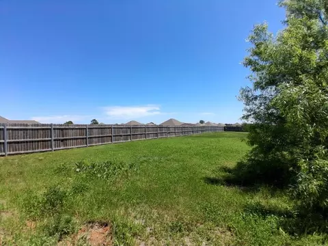 Exterior - 15967 Prairie Rose Dr, Mcloud, OK 74851 photo 9 of 10