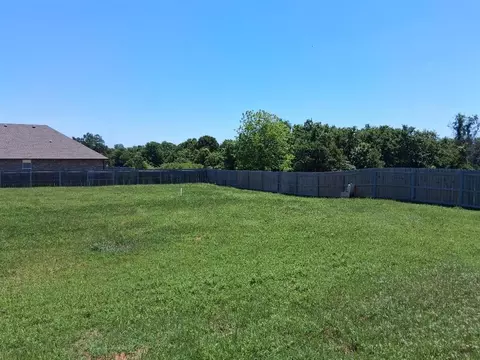 Exterior - 15967 Prairie Rose Dr, Mcloud, OK 74851 photo 7 of 10