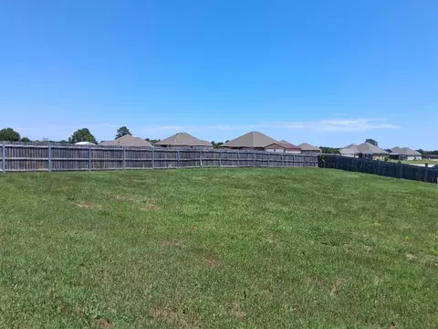 Exterior - 15967 Prairie Rose Dr, Mcloud, OK 74851 photo 6 of 10