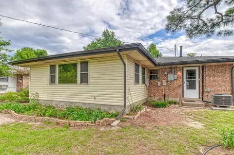 Exterior - 1701 Denison Dr, Norman, OK 73069 photo 3 of 6