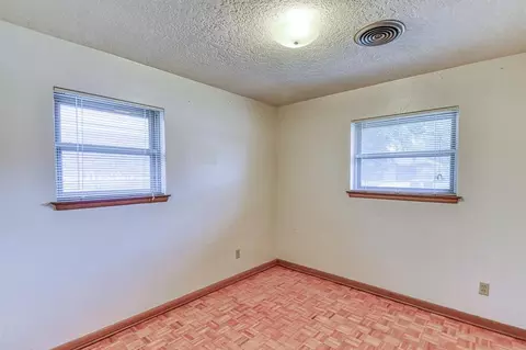 Bedroom - 1701 Denison Dr, Norman, OK 73069 photo 3 of 6