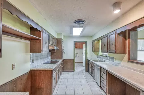 Kitchen - 1701 Denison Dr, Norman, OK 73069 photo 1 of 5