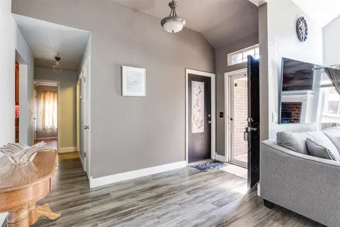 Entry Way - 805 Old Bugle Rd, Edmond, OK 73003 photo 1 of 1