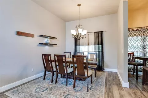 Dining - 805 Old Bugle Rd, Edmond, OK 73003 photo 2 of 4
