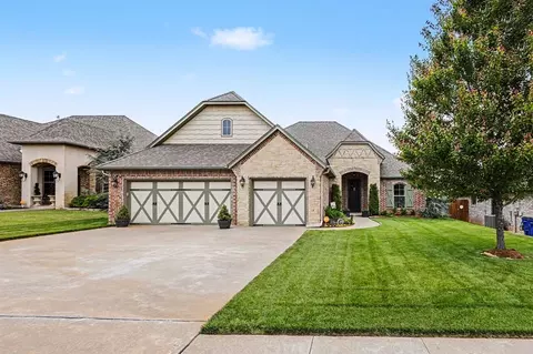 2309 E Thomas Ter, Mustang, OK 73064