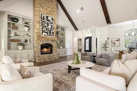 Living - 14345 E Fork Rd, Arcadia, OK 73007 photo 3 of 3