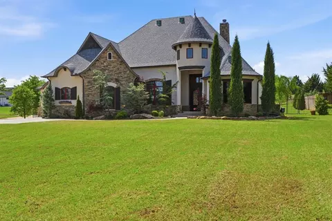 Exterior - 14345 E Fork Rd, Arcadia, OK 73007 photo 2 of 7