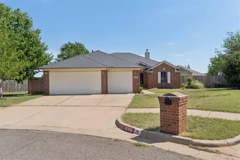 16308 Seminole Pointe Pl, Edmond, OK 73013