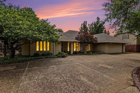 3740 NW 70th St, Oklahoma City, OK 73116