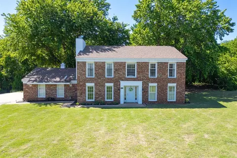 1023 Lake Front Ct, Purcell, OK 73080