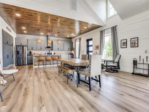 Dining - 501 E Brooks St, Norman, OK 73071 photo 1 of 2