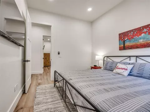 Bedroom - 501 E Brooks St, Norman, OK 73071 photo 3 of 5