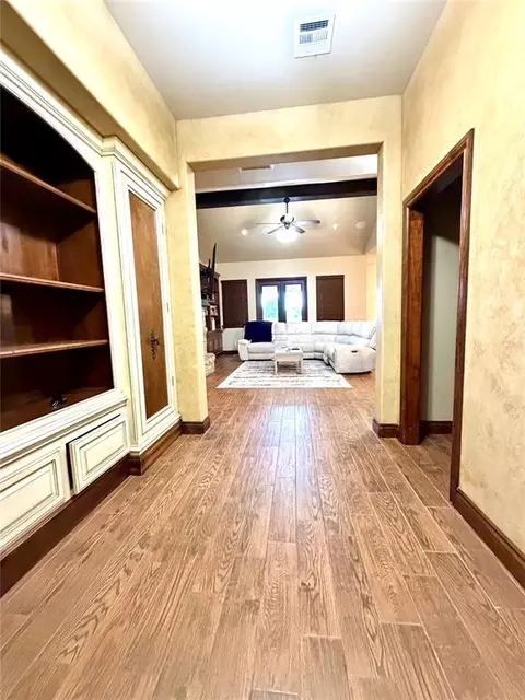 2817 Marigold Ln, Edmond, OK 73013