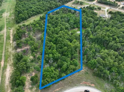Green Moss Trail, Harrah, OK 73045
