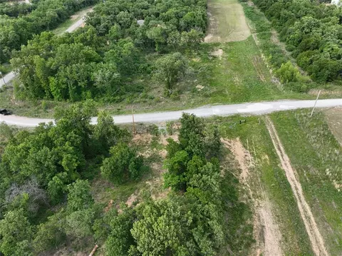 Green Moss Trail, Harrah, OK 73045 photo 12