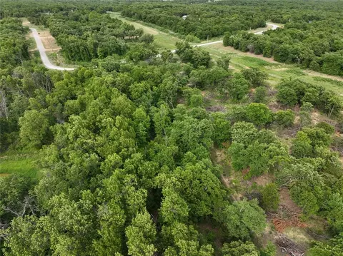 Green Moss Trail, Harrah, OK 73045 photo 22